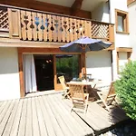 Lägenhet Chamois By Interhome